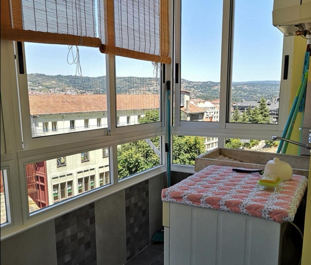Piso Auditorio Ourense Daire Dış mekan fotoğraf